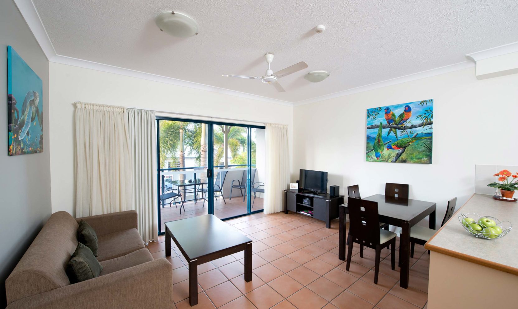Hotels & Apartments in Townsville City Park Regis Anchorage
